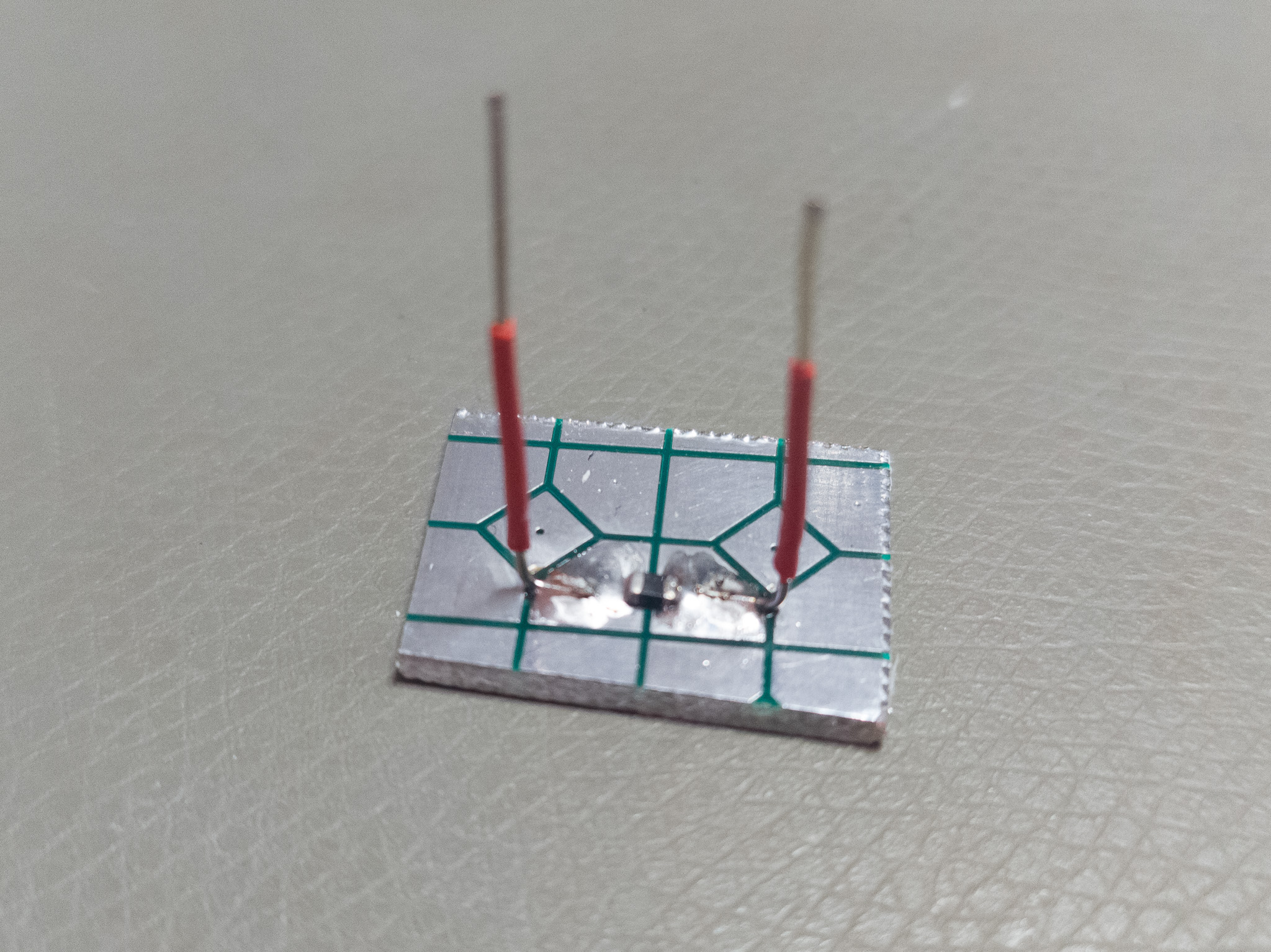 Test fixture for smd capacitors and inductors